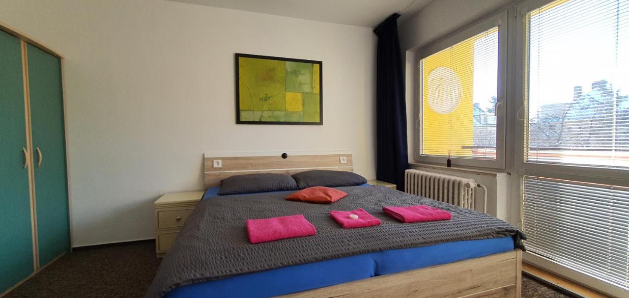 M-Tourist Hotel Prag Eksteriør billede