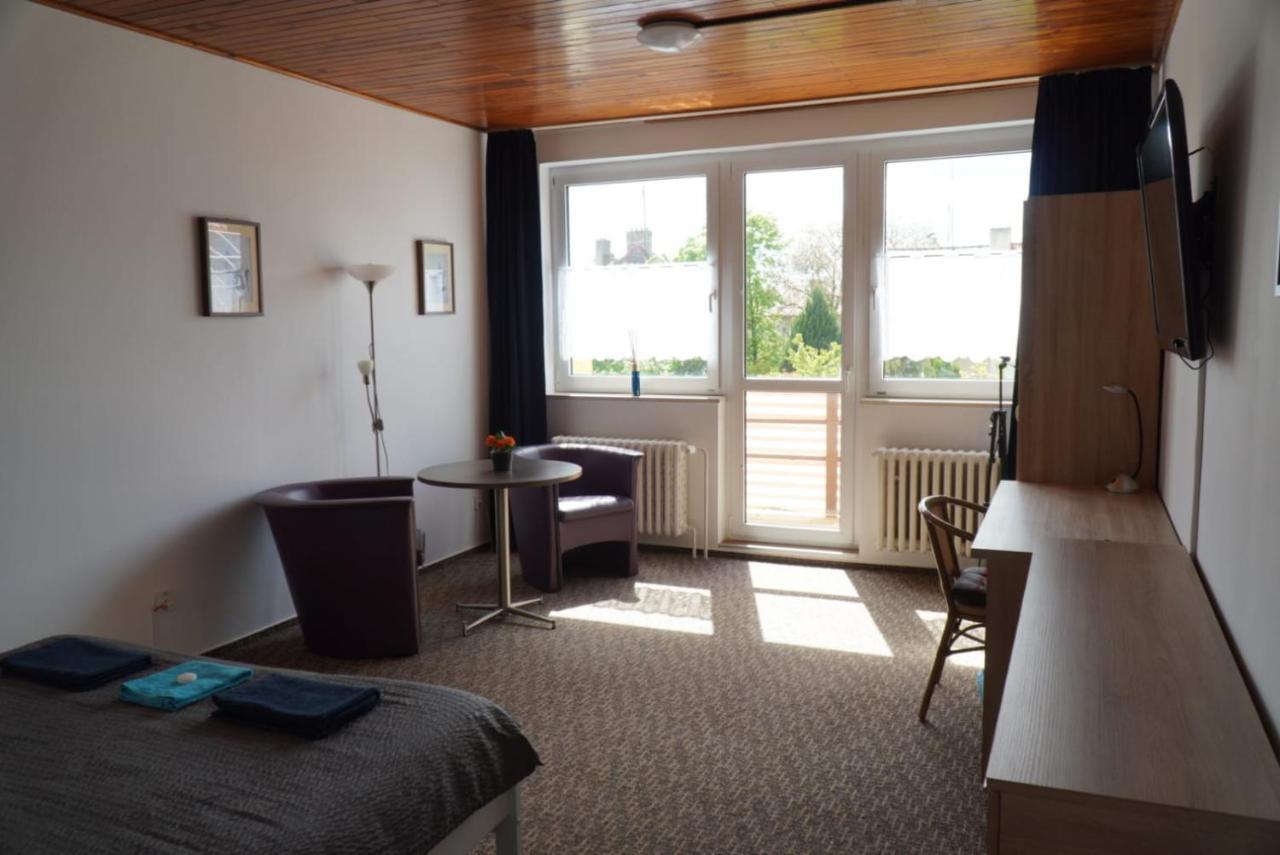 M-Tourist Hotel Prag Eksteriør billede